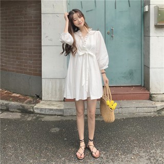 Đầm cổ V bèo đai eo