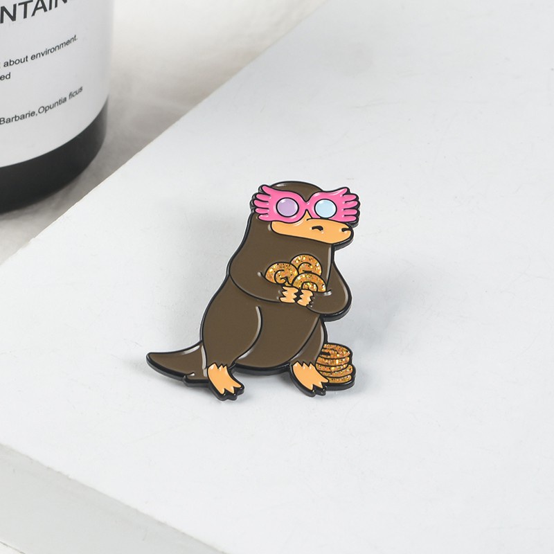 Pin cài áo sinh vật huyền bí Fantastic Beasts Niffler Pickett - GC495