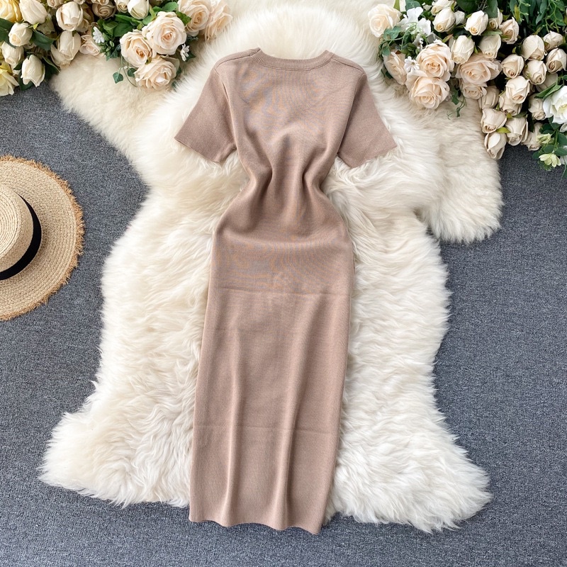 Đầm body thun len dệt kim màu trơn có tay