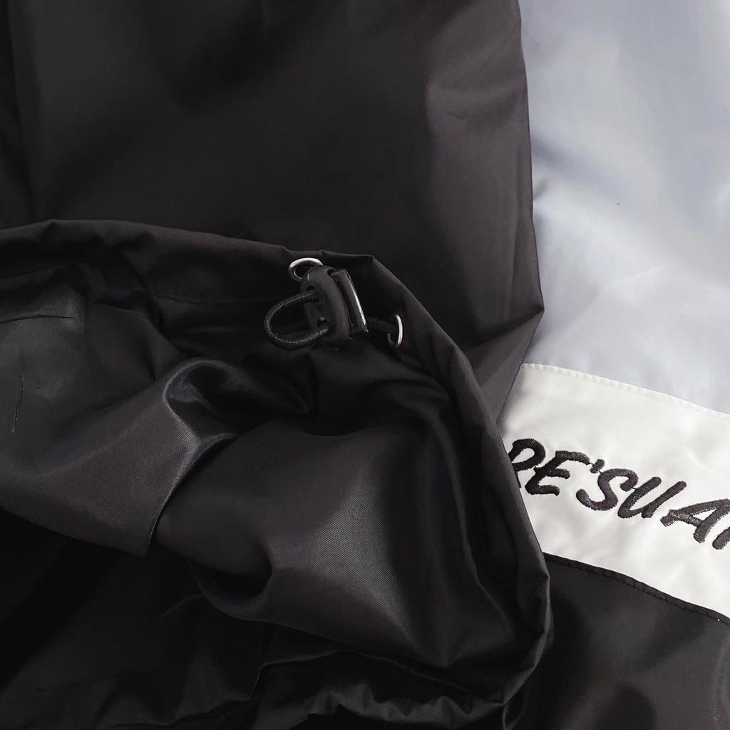 [sẵn] Áo khoác dù tay dài form rộng chữ thêu resuapre Tanazi Closet (ảnh thật tại shop)