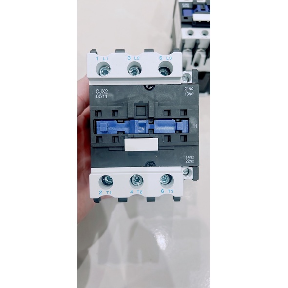 Contactor khởi động từ LW