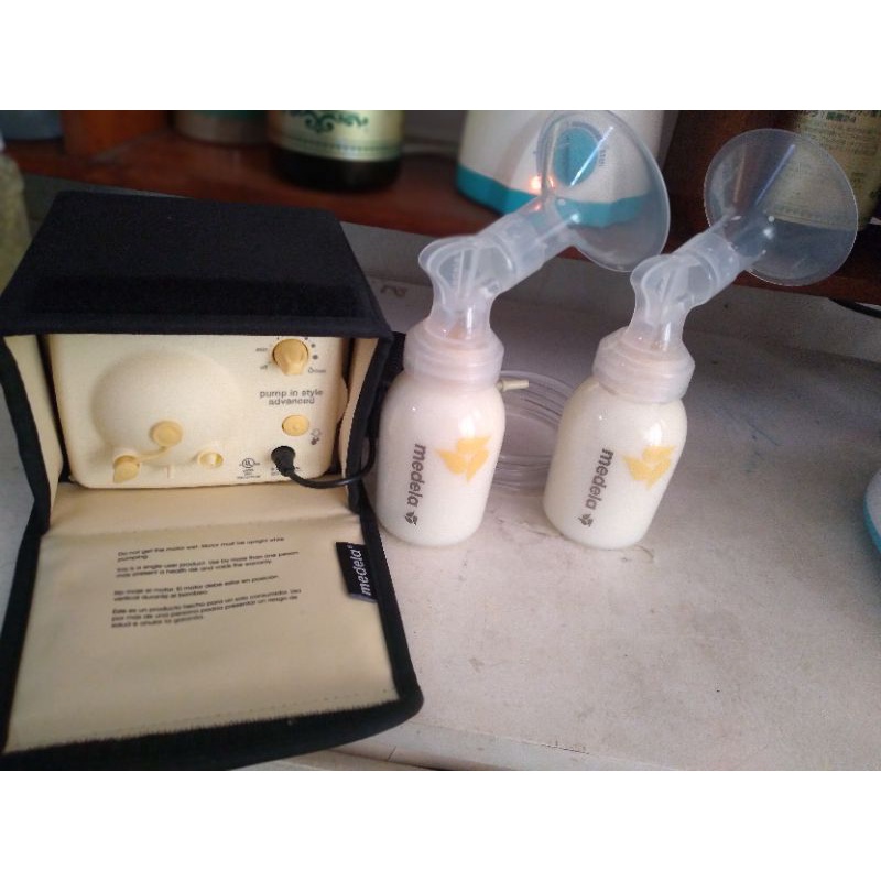 Bộ Phụ Kiện Máy Hút Sữa Điện Đôi Medela Pump In Style Advanced
