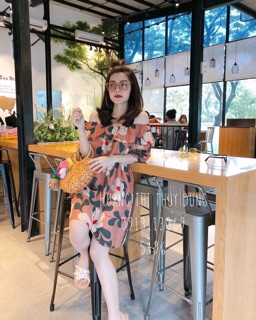 Váy trễ vai hoa vnxk