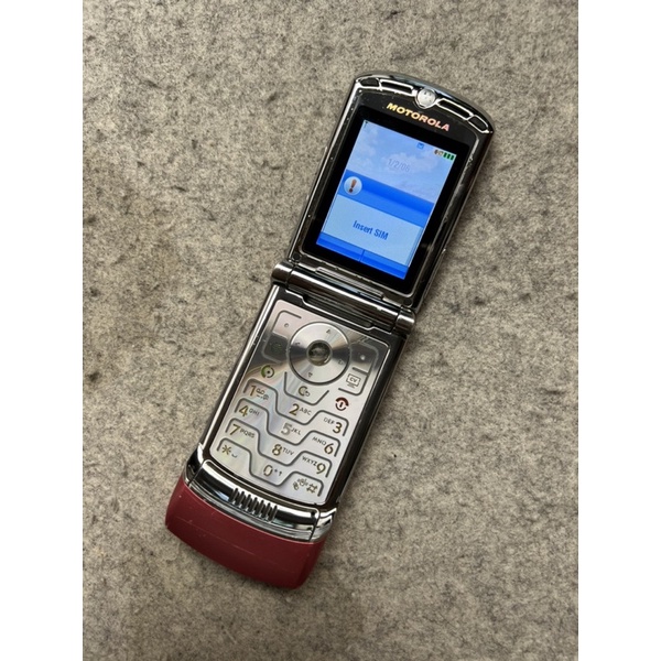 Điện thoại Razr Motorola V3xx Pink chính hãng