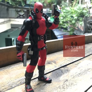 Mô hình Deadpool Mezco bootleg