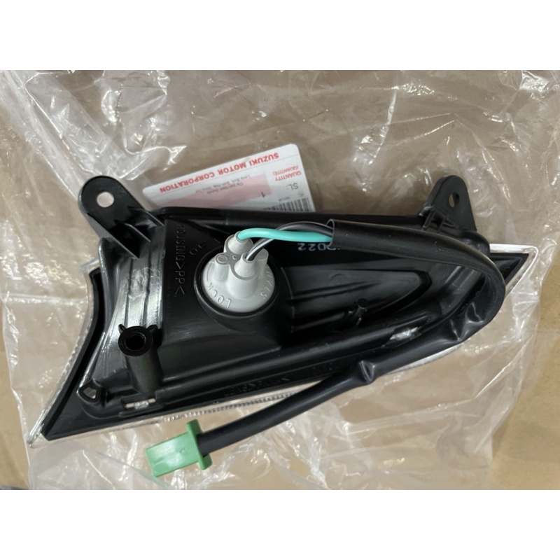 Đèn trước suzuki Revo chính hãng suzuki