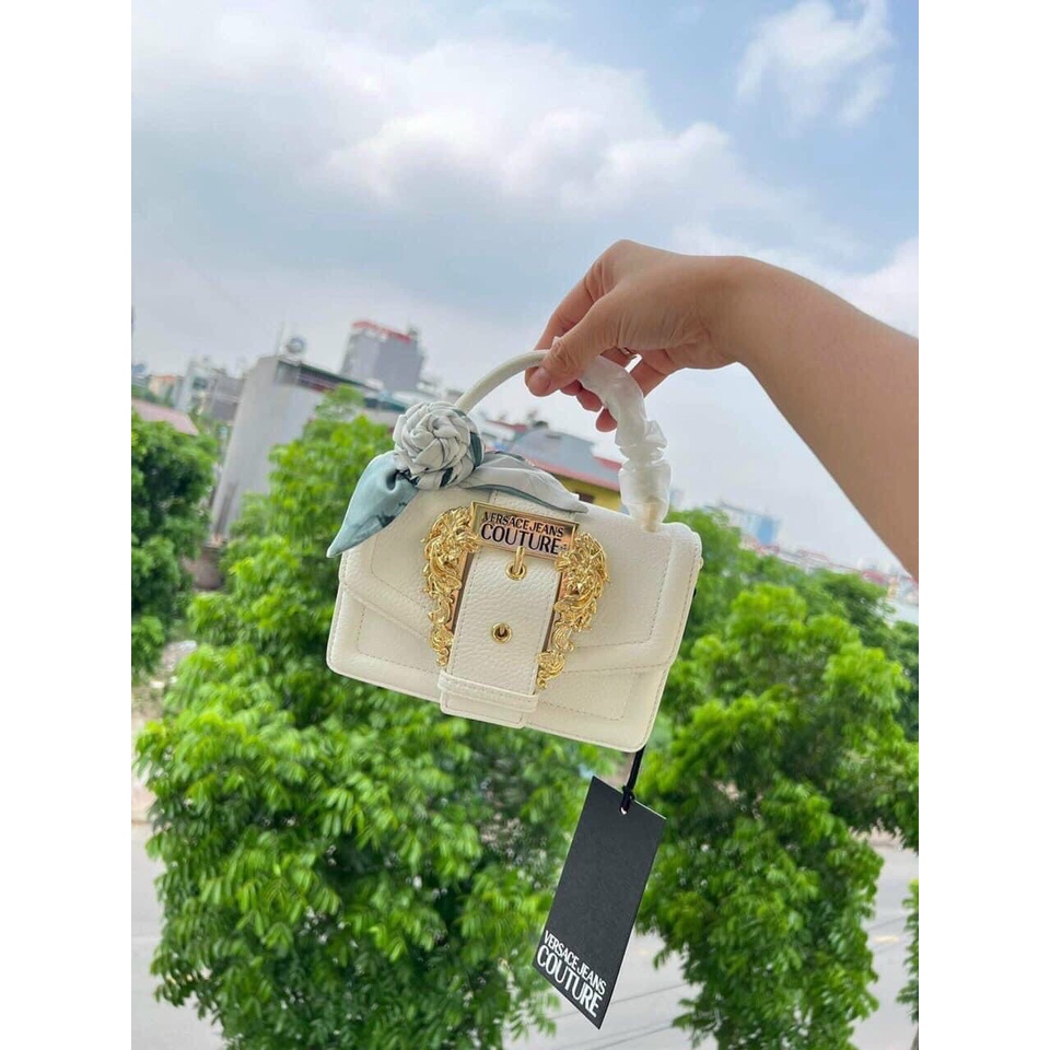 Túi Versacee trắng sang chảnh