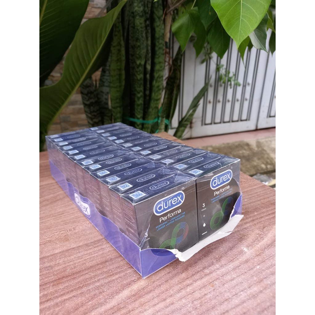Hộp 12 bao cao su Durex Performa kéo dài thời gian yêu