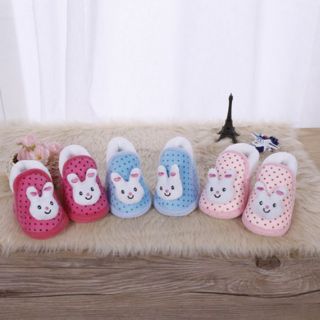 Giày tập đi cho bé gái lót lông mềm