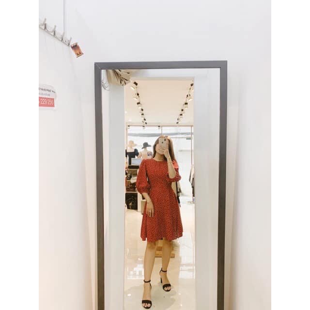 Đầm Nữ Bi Đỏ Thắt Eo Tay Lỡ