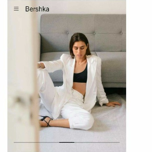 Áo blazer Bershka size Xs newtag | BigBuy360 - bigbuy360.vn