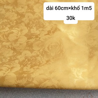 Vải gấm hàng khúc , mảnh nhỏ.