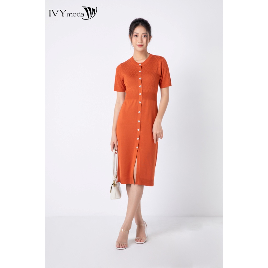 Đầm len nữ ôm xẻ gấu IVY moda MS 42B7996