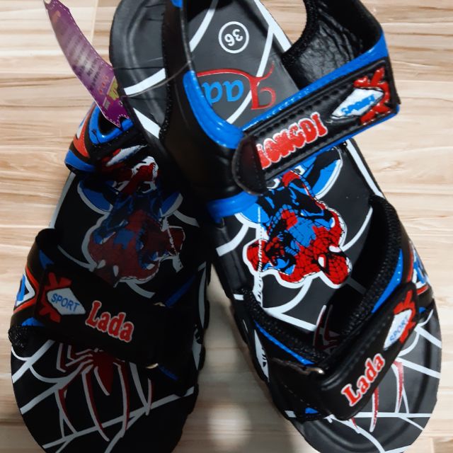 Giày sandal hàng côngty siêu đẹp thiết kế thời trang sang chảnh dành riêng cho học có size 26-40 có ₫ủ màu