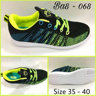 Giầy chạy bộ siêu nhẹ nữ Cp 068