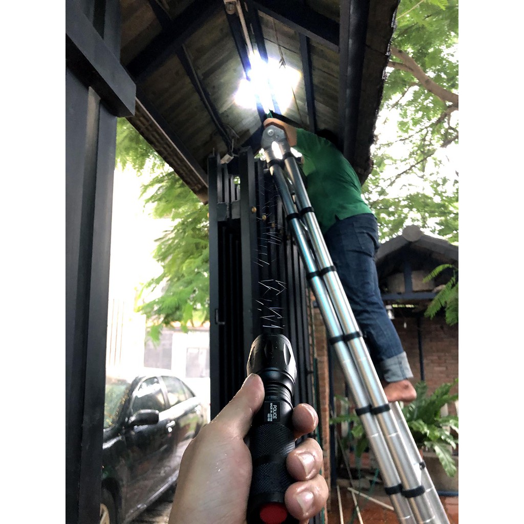 Đèn pin siêu sáng chống nước Police Japan XML T6 + Pin Nitecore 2300mAh - Hàng nhập khẩu