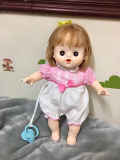 Búp bê theo oder