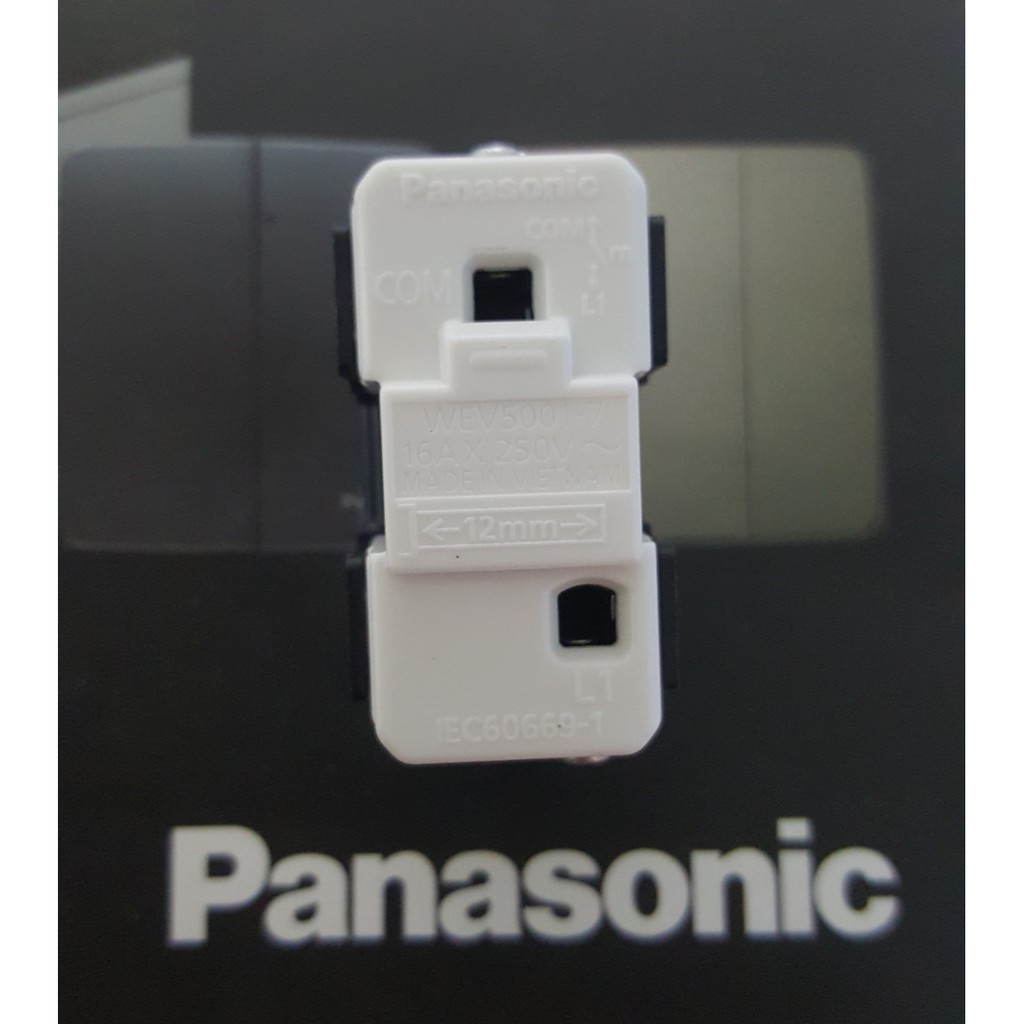 Công tắc 1 chiều Panasonic dòng Wide