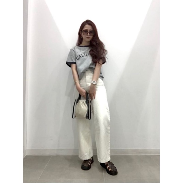 Áo thun cotton GU viền cổ logo chữ cá tính