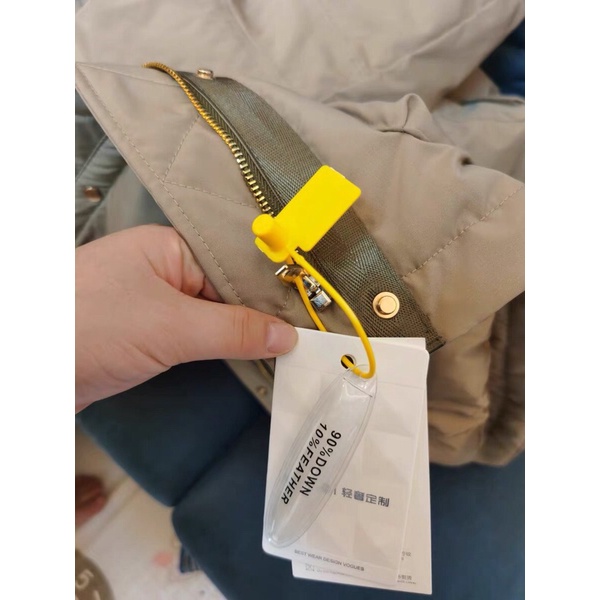 Áo phao lông vũ logo ngực