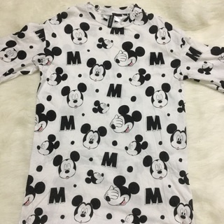 Áo mickey hm