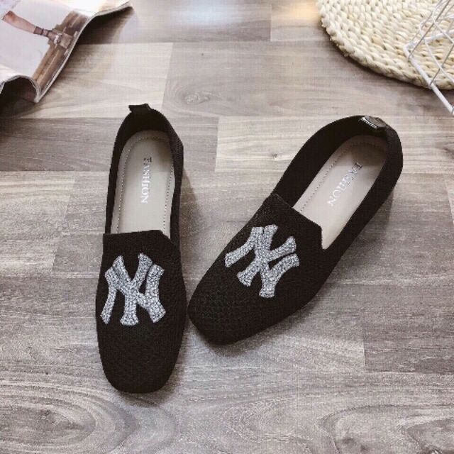 Giày lười đính đá ny siêu sang chảnh