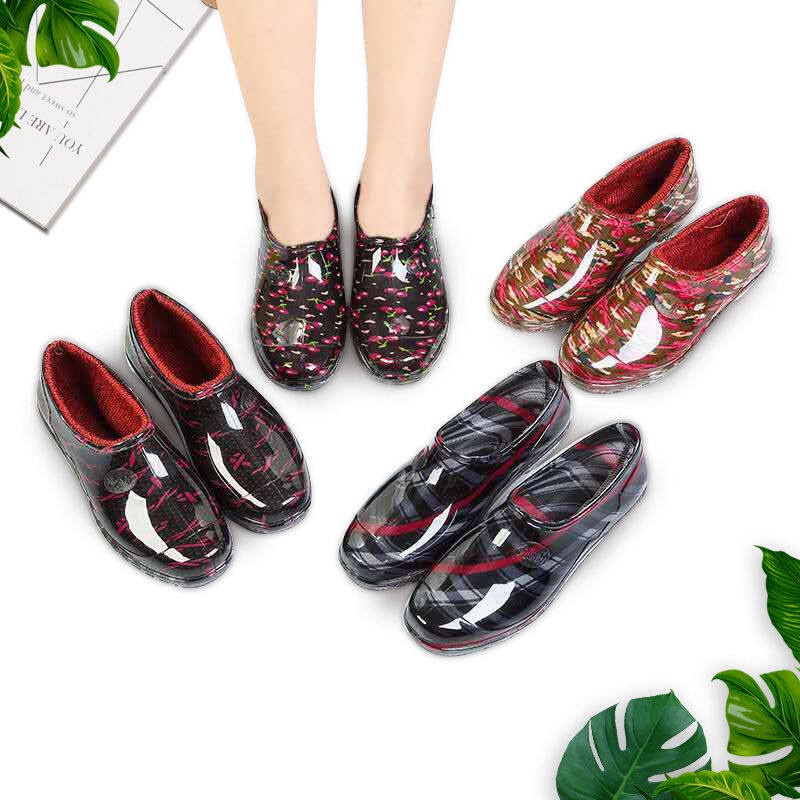 Giày Đi Mưa Nhiều Màu Sắc Chống Thấm Nước Thời Trang 052103
