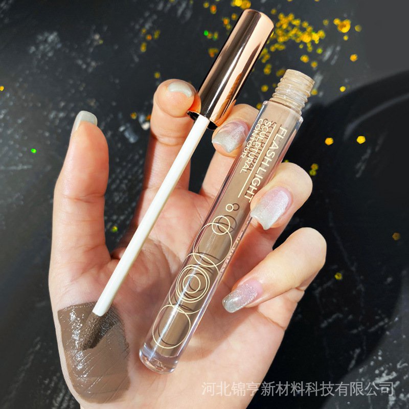 Kem bắt sáng dạng lỏng màu sắc long lanh quyến rũ