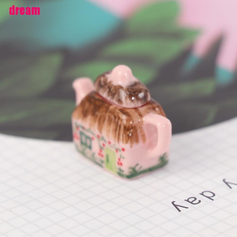 Mô hình ấm trà bằng sứ tỉ lệ 1 / 12 trang trí nhà búp bê