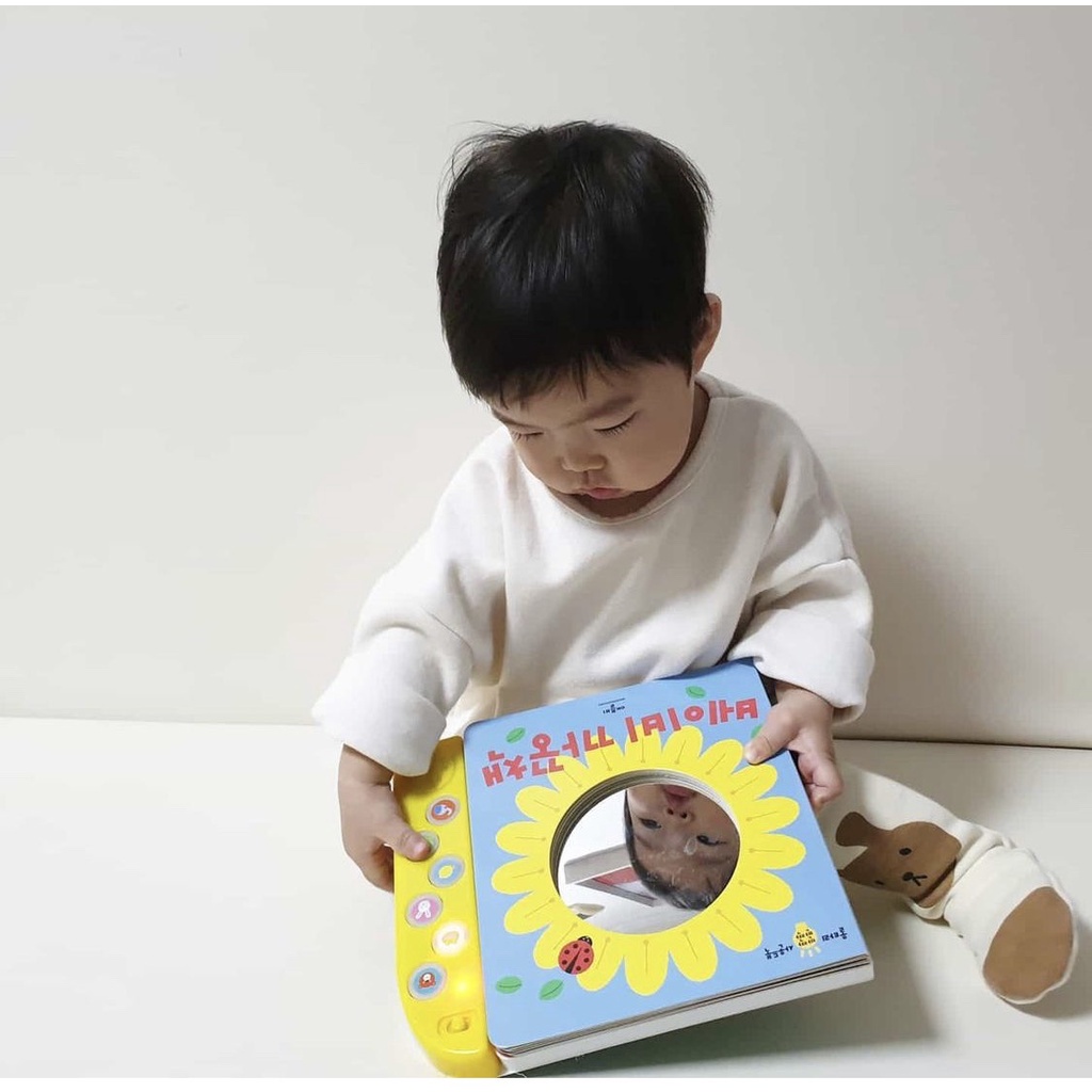 Sách nhạc gương  kèm nhạc cho bé sơ sinh Hàn Quốc