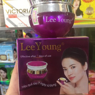 Kem lee young mụn trắng da mờ thâm hũ tím