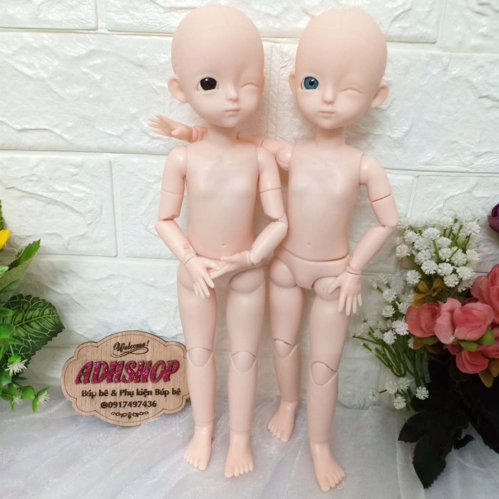 Búp bê em bé nháy mắt dễ thương đầu trọc tặng kèm giày (vòng đầu 17.5cm)