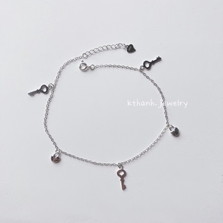 LẮC CHÂN BẠC KHOÁ TIM