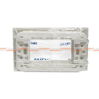 Mặt Dùng Cho 3 Thiết Bị Panasonic WEV68030SW [Dòng WIDE]
