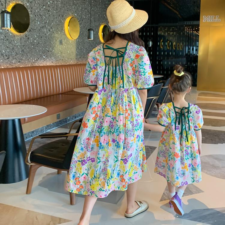 Đầm Hoa Thời Trang Mùa Hè Dễ Phối Đồ Cho Mẹ Và Bé