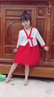 Hanbok bé gái 