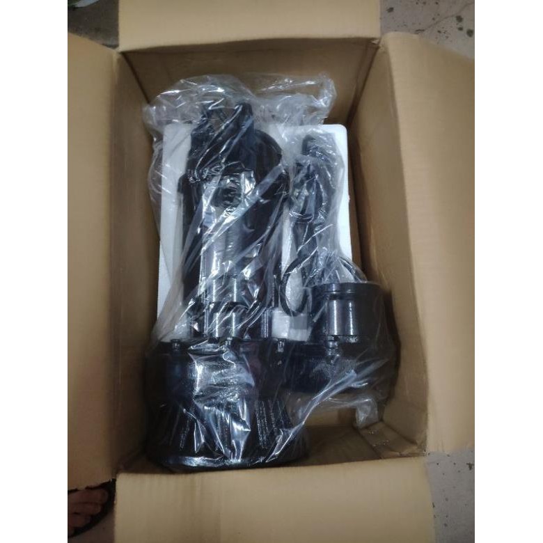 MÁY BƠM CHÌM BƠM TÕM 2.2KW ỐNG RA F100