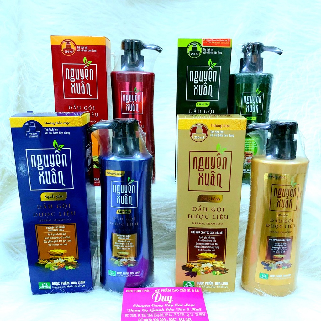 Dầu gội Nguyên Xuân 250ml Từ Thảo Dược Thiên Nhiên, Từ Bưởi, Bồ Kết, Ngăn Rụng Tóc Hết Gàu, Giảm Ngứa - Chai Có Vòi