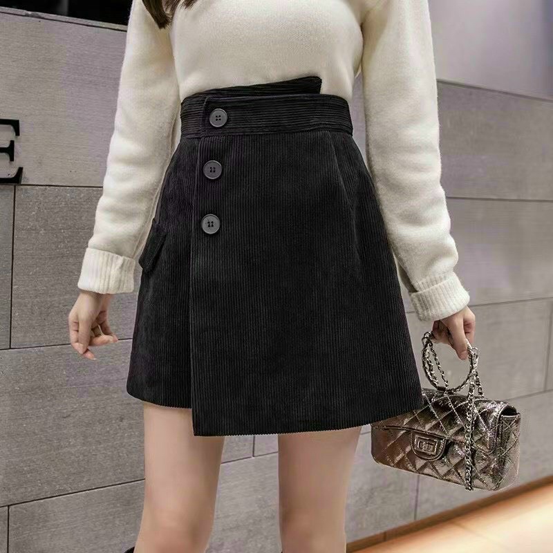 Chân váy nhung tăm vạt lệch