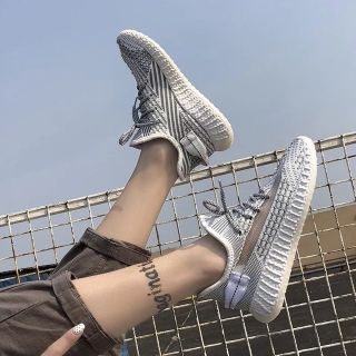 Giày thể thao dây kẻ siêu êm