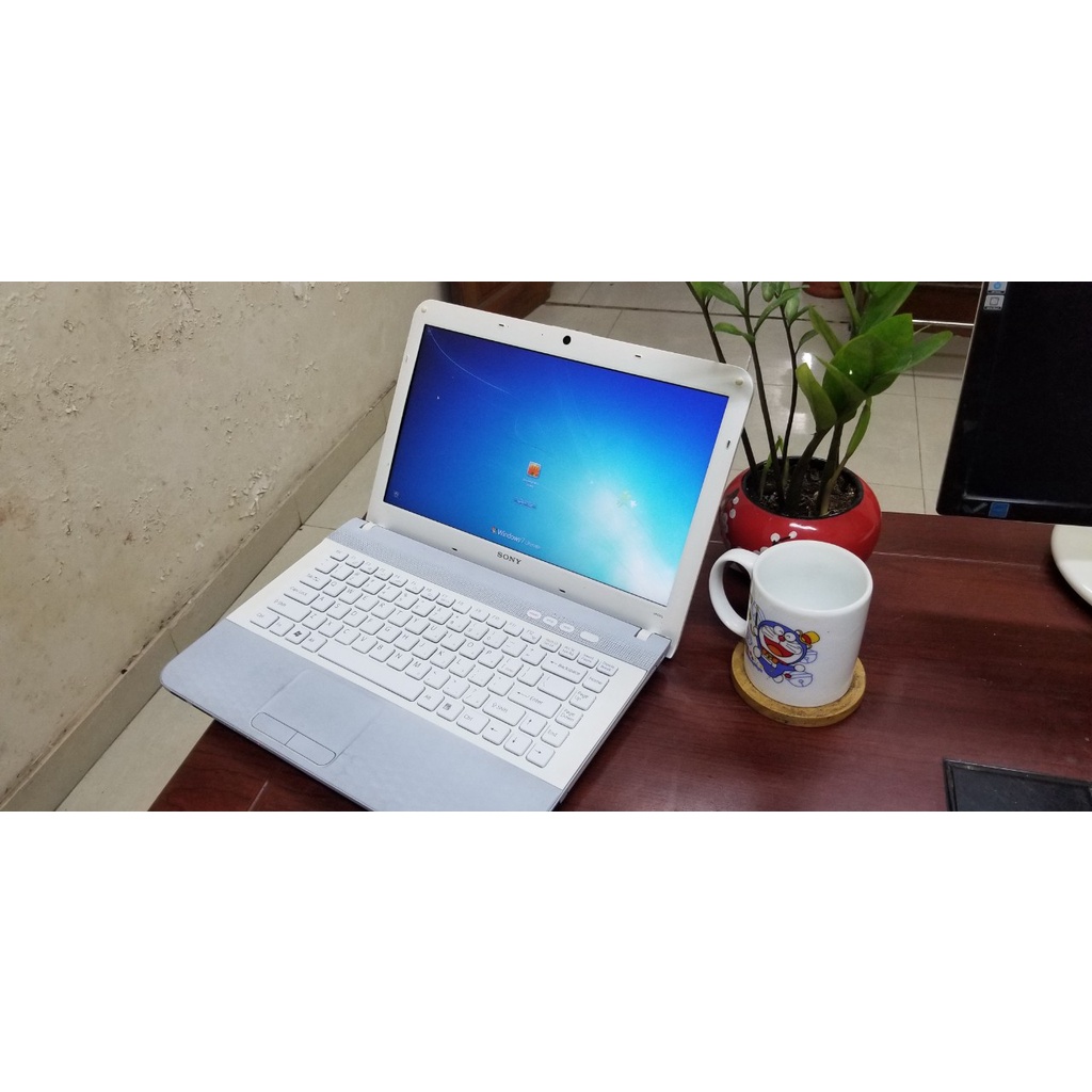 [Đẹp Bổ Rẻ ] Siêu Phẩm Sony VPCEG Core i5/4Gb/500Gb Tặng Balo, CHuột ko dây