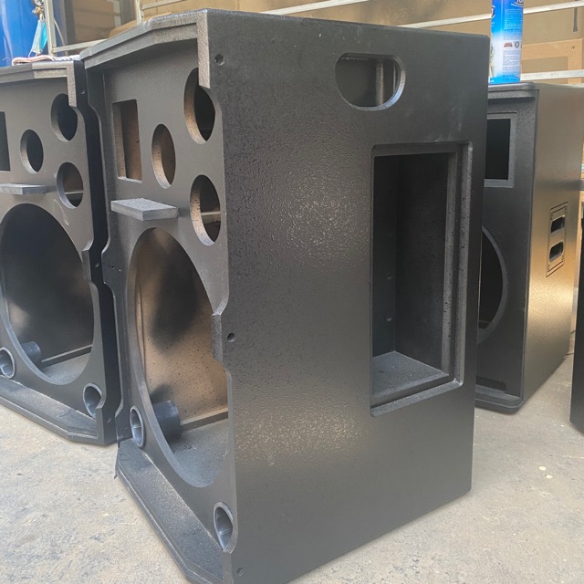 Đặt thùng bass 5 tất bo mạch theo yêu cầu