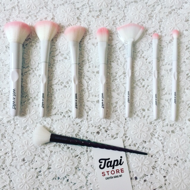 Cọ Wet n Wild