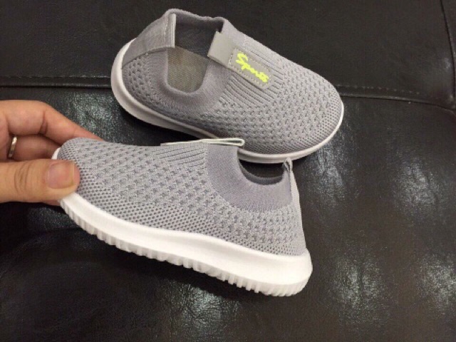 Giày chun sport sz trung 27-32 | BigBuy360 - bigbuy360.vn