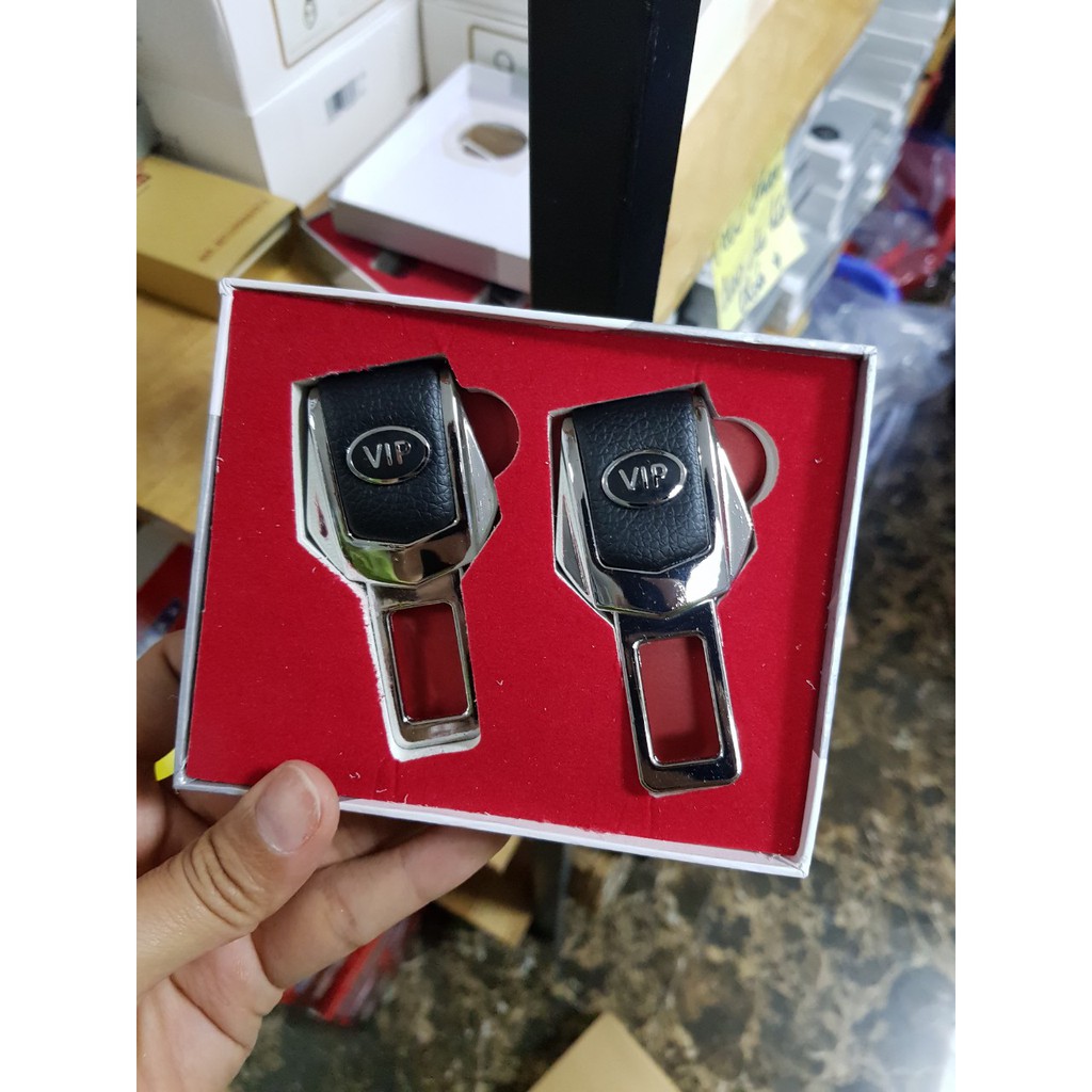 Chốt Cài Dây An Toàn Có Logo Hãng Xe Sang Trọng