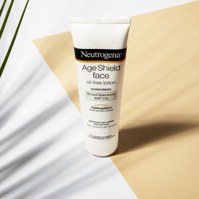 Kem chống nắng Neutrogena Age Shield SPF 110