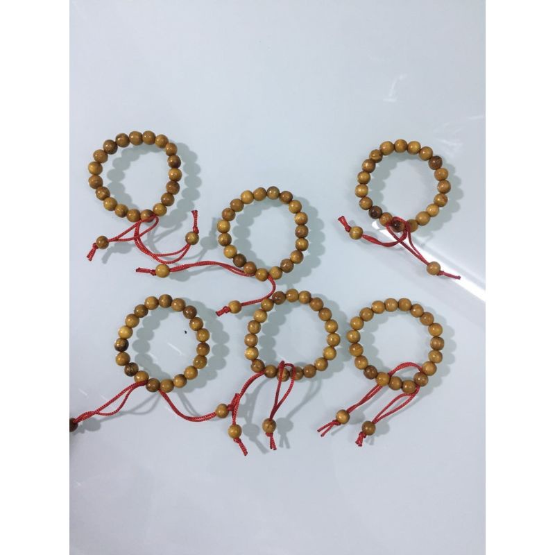 Sỉ 50 vòng dâu tằm đeo tay cho bé