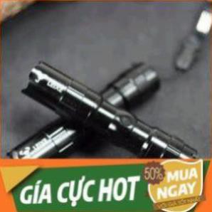 Đèn Pin Mini - Treo Móc Khóa - Hộp Kim Nhôm - Xử Dụng Pin Tiểu AA  - Hàng Có Sẵn Trong Kho