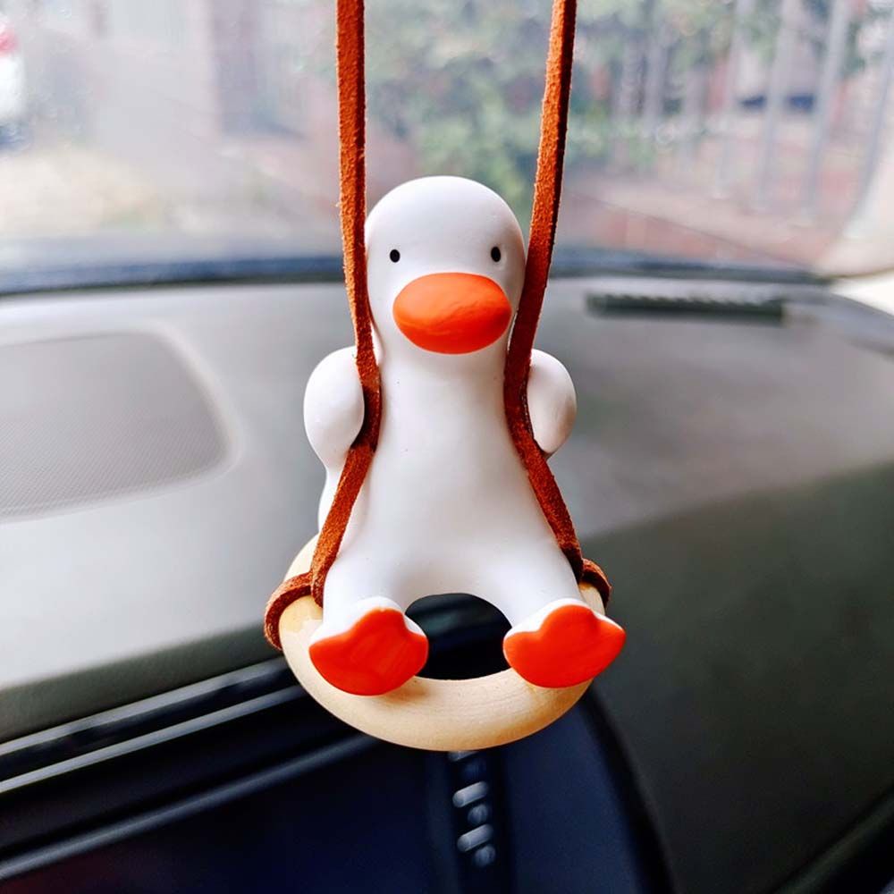 Đồ trang trí hình chú vịt dễ thương dùng trang trí xe hơi