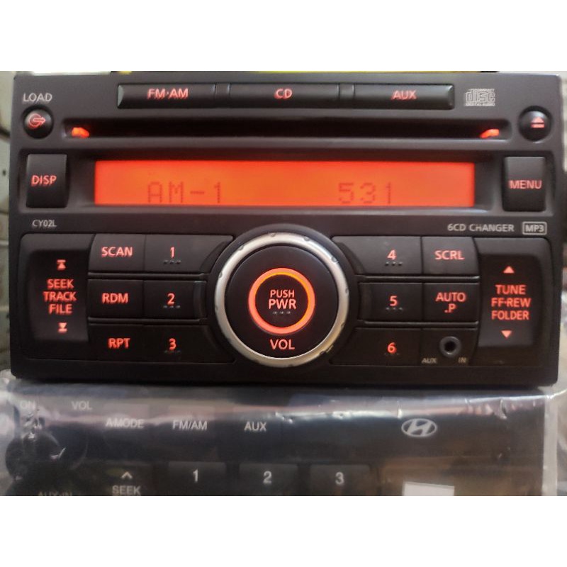 Đầu CD ô tô 6 Disk có Aux cho xe NISSAN livina,nissa x - trail và lắp chung cho tất các hãng xe khác.